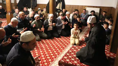 Cuma Gecesi Manevi Buluşması