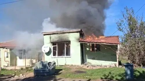 Kırklareli’nde evi alevler sardı! Mahalle ayağa kalktı
