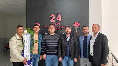 Gemerek Ülkü Ocakları Öğretmenleri Unutmadı