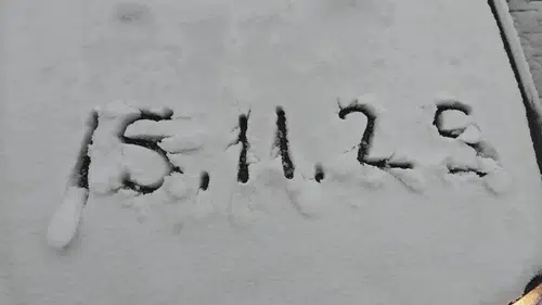 Yağmur Kara Dönüştü: Yüksek Kesimler Beyaza Büründü!