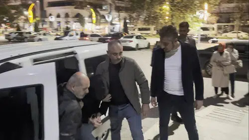 Polis Memurunun Altın Soygunu! Parmak İzi Ele Verdi