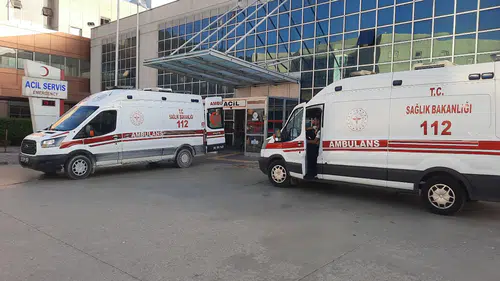 Gıda Zehirlenmesi Şüphesi: 5 Öğrenci Hastaneye Kaldırıldı