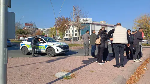 Kayseri'de Zincirleme Kaza: 5 Araç Birbirine Girdi, 5 Yaralı Var