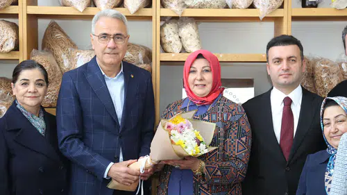 Kadın Girişimci Ruhu Sivas'ta Yükseliyor: E-Ticaret Vurgusu