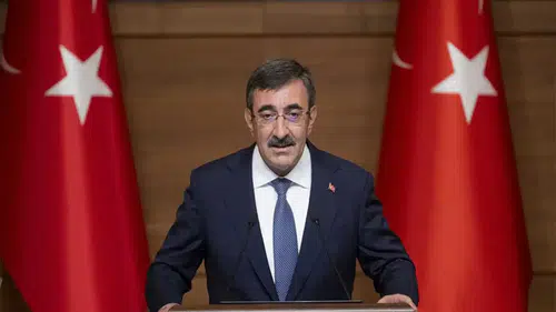 Cumhurbaşkanlığı'na Yılmaz vekalet edecek