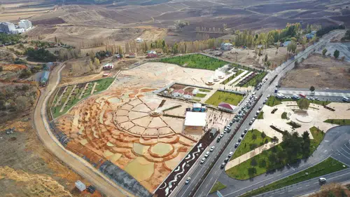 48°C’lik Şifa ve Altın Renk