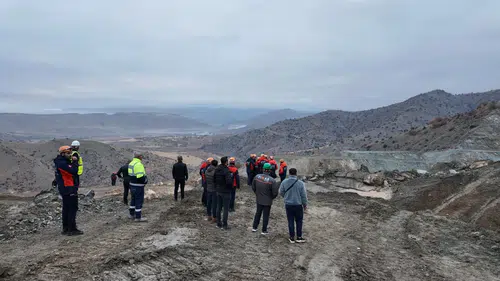 Divriği'de Maden Faciası: Kurtarma Çalışmaları Gün Ağarınca Sürüyor