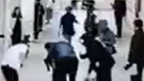 Öğretmeninden Hayat Kurtaran Hamle! O Anlar Kameraya Böyle Yansıdı