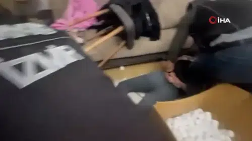 Zehir tacirlerine ağır darbe! 2 İlde milyonlarca uyuşturucu hap yakalandı