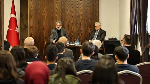 Sivas’ta UNESCO Türk Dili Günü’ne Özel Anlamlı Söyleşi