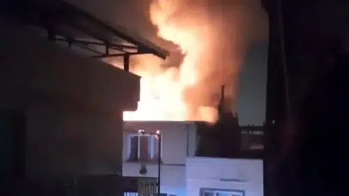 Osmangazi’de korku dolu anlar! Çatı katında alevler yükseldi