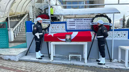 1. Sınıf Emniyet Müdürü İzzet Ceylan Son Yolculuğuna Uğurlandı