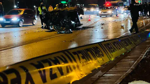 Konya Sancak Mahallesi’nde feci kaza! Yolcu araçtan fırladı