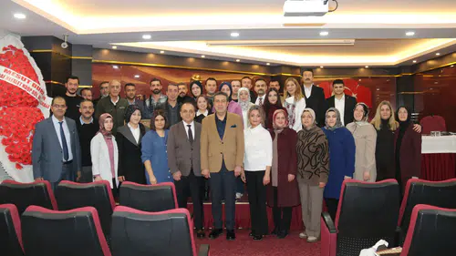 Sivas’ta Seçim Öncesi Genel Sekreterlere Eğitim