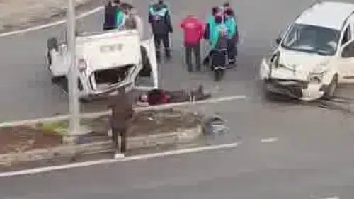Diyarbakır’da trafik faciası! Araç ters döndü, 2 yaralı