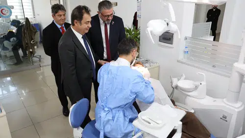 Şehit Yakınları ve Gazilere Diş Tedavisinde Ücretsiz ve Öncelikli Hizmet