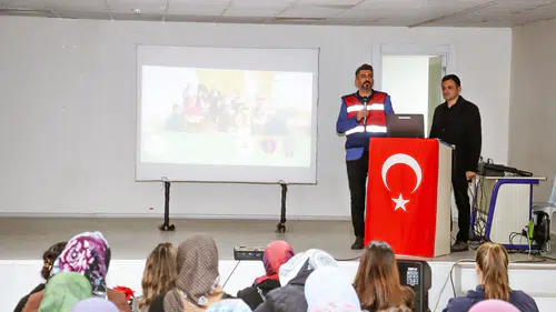 Bağımlılıkla Mücadele: Anneler Uyuşturucuya Karşı Bilinçlendiriliyor