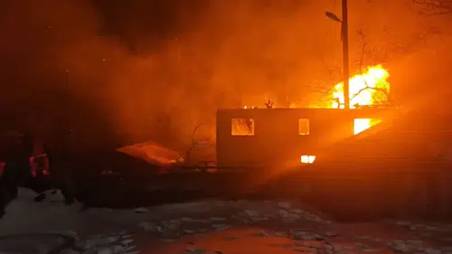 Karabük’te büyük yangın! Muhtarın evi küle döndü