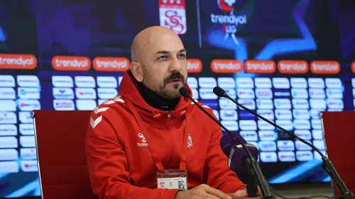 "Sivasspor Büyük Bir Camia": Otyakmaz'dan Sabır ve Anlayış Çağrısı