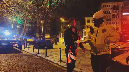 Alkollü sürücünün savunması pes dedirtti: 'Polis olacağım' dedi, cezadan kaçamadı