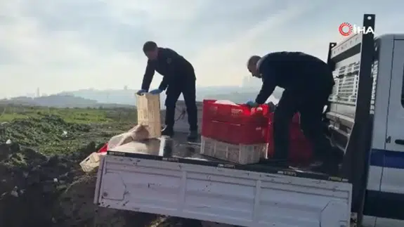 Esenyurt’ta kaçak et skandalı! 1 ton kanatlı et imha edildi