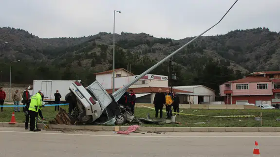 Mesleğinin başındaki avukat duruşmaya giderken hayatını kaybetti!