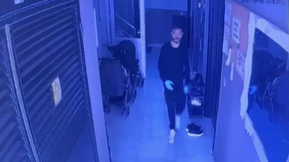 Doğmamış bebeğin hayatı tehlikeye atıldı! 37 haftalık hamile eşini vurdu