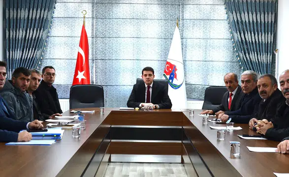 Zara Kaymakamlığı’ndan Gençlere Arıcılık Desteği