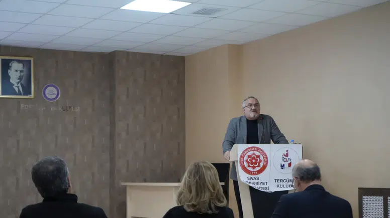 Edebi çeviride imge ve anlam dünyası bu konferansta konuşuldu