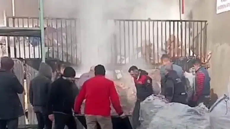 Osmaniye'de korkutan yangın! İş yerinde alevler yükseldi