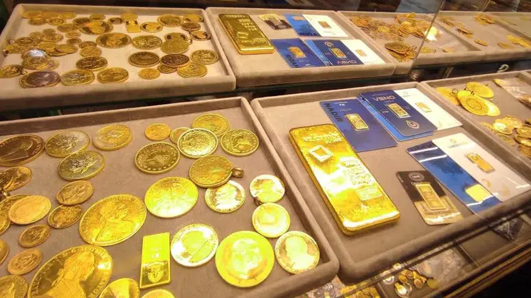 Rekordan dibe! Altın haftanın son gününde çöktü