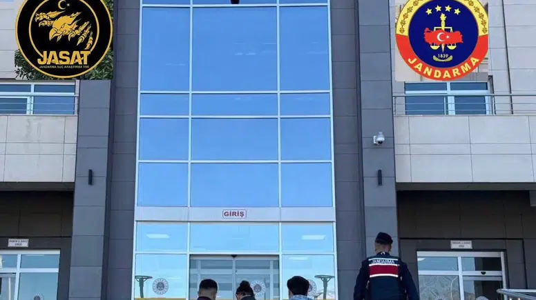JASAT’tan operasyon: Çok suçlu firari cezaevine teslim edildi