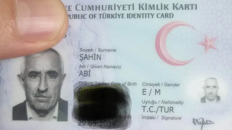 Muhtarın İlginç İsmi: Herkes Ona ‘Abi’ Demek Zorunda!