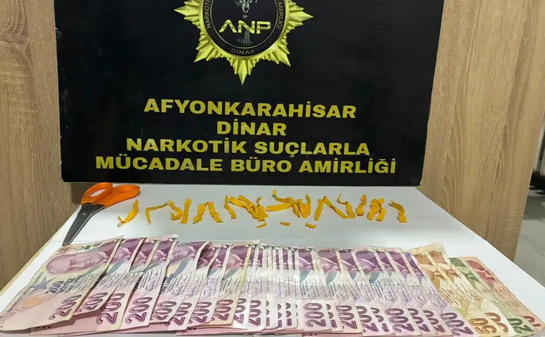Peçeteye emdirilmiş uyuşturucu şoke etti! Afyon’da zehir tacirlerine şafak operasyonu