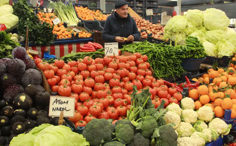 “Antalya Sel Vurdu” Deniliyor, Fiyatlar Tırmanıyor! Sivas’ta Hal Gerçeği
