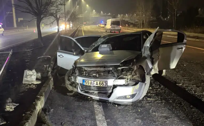 Tekirdağ’da dehşet! Elektrik direği ikiye ayırdı, 3 kişi yaralandı