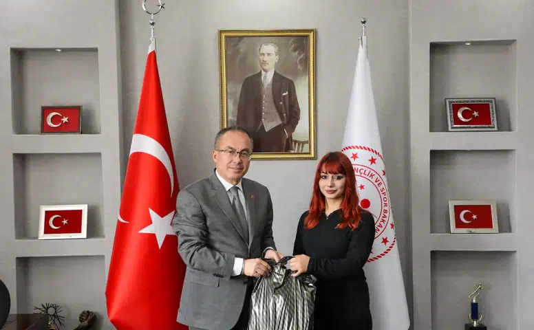 Sivas’a Wushu Gururu: İlayda Emen Türkiye Zirvesinde