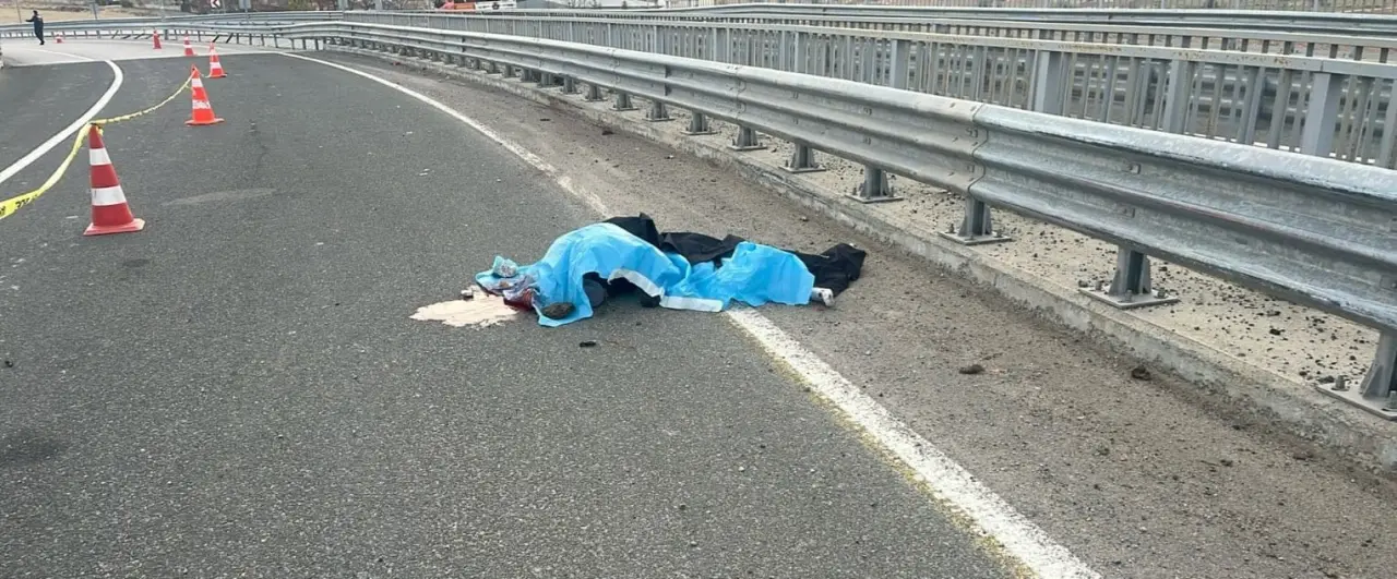 Kayseri’de yolda feci kaza! Yoldan çıkan araç can aldı 2