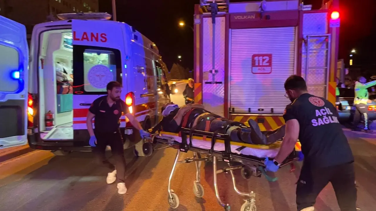 Karaman'da çarpışma anı korkuttu! Trafik durma noktasına geldi 3