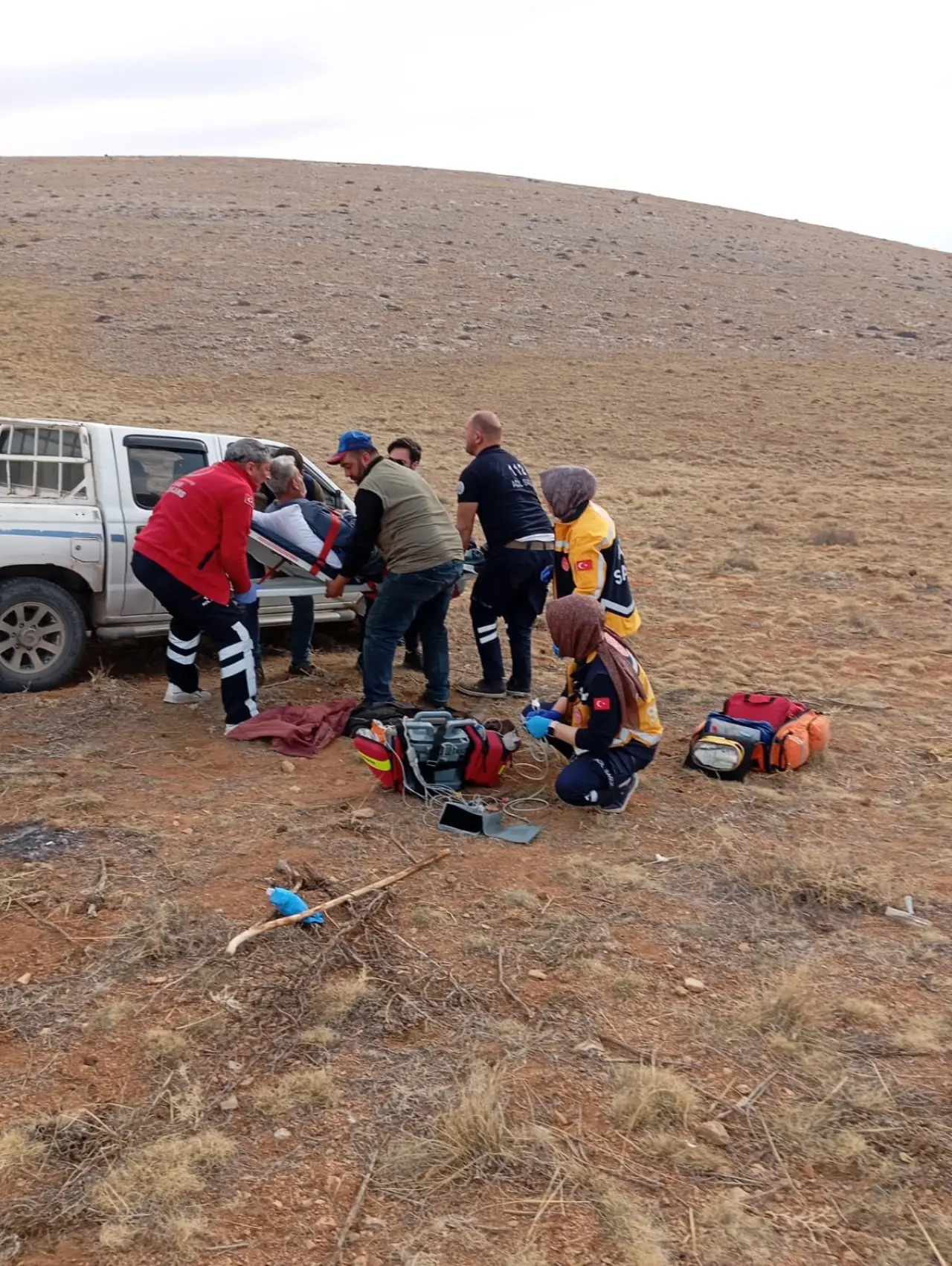 Çoban dağda kalp krizi geçirdi: Hava ambulansı seferber oldu! 2