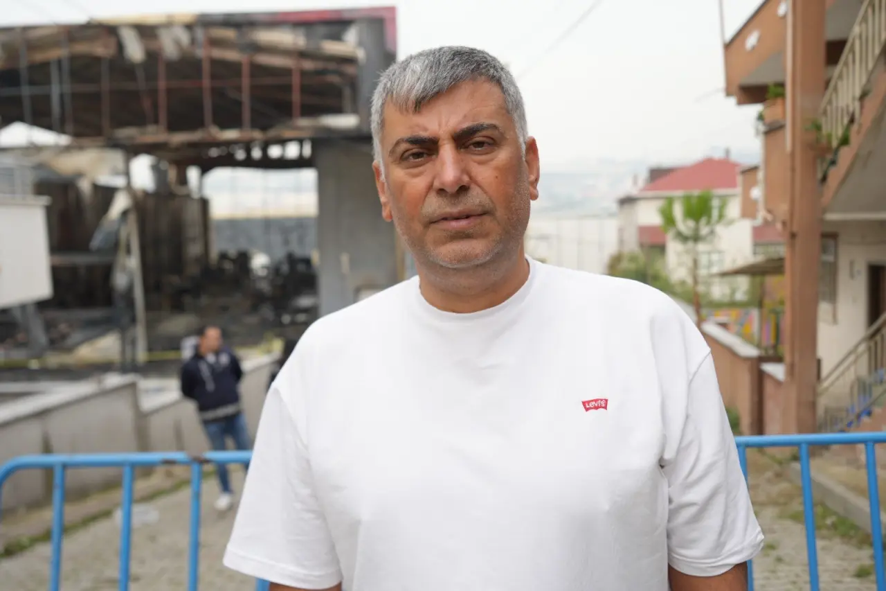 Yangında altı can gitti, aileler yasta: 'Birbirlerine sarılarak ölmüşler' 1