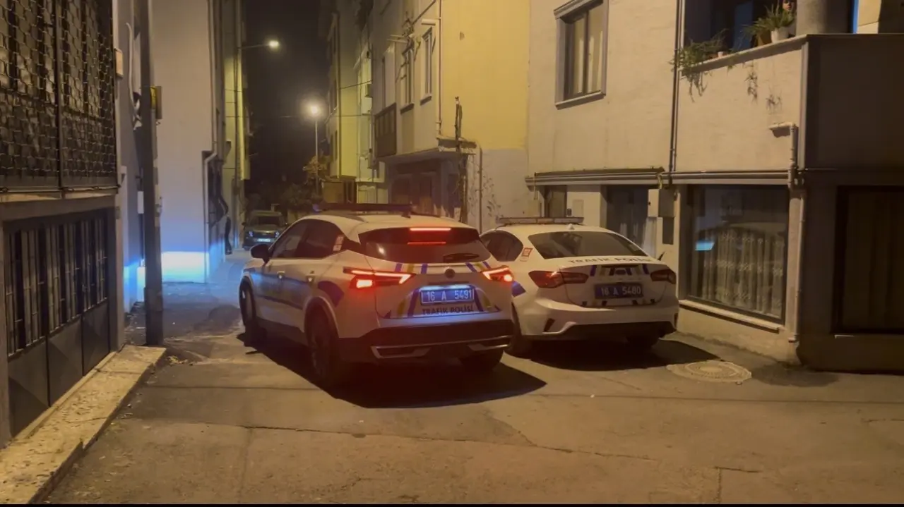 Trafik canavarı Bursa sokaklarını birbirine kattı! 5