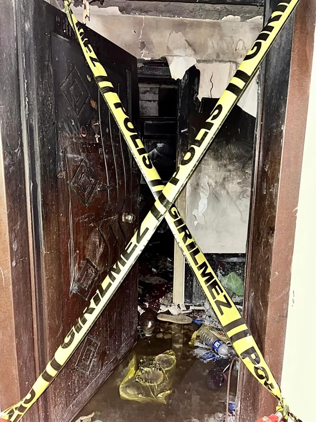 Mamak’ta şoke eden yangın! Apartman alevler içinde 5