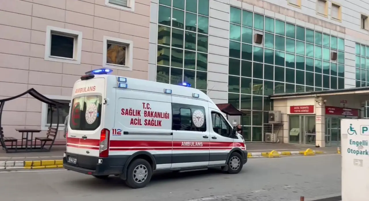 Zehirlenme şüphesi ve son kullanma tarihi skandalı: Bursa’daki okulda veliler ayakta 5