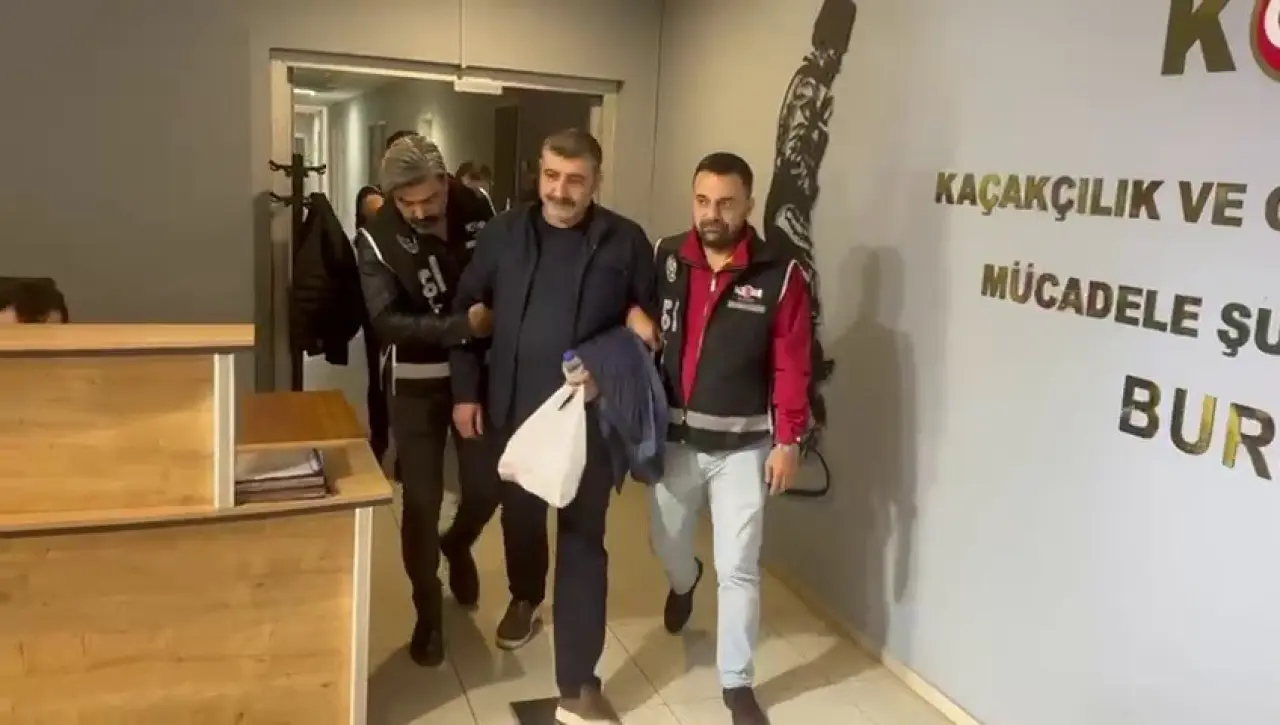 Dev operasyon: 11 ilde eş zamanlı "Change araç" baskını 2