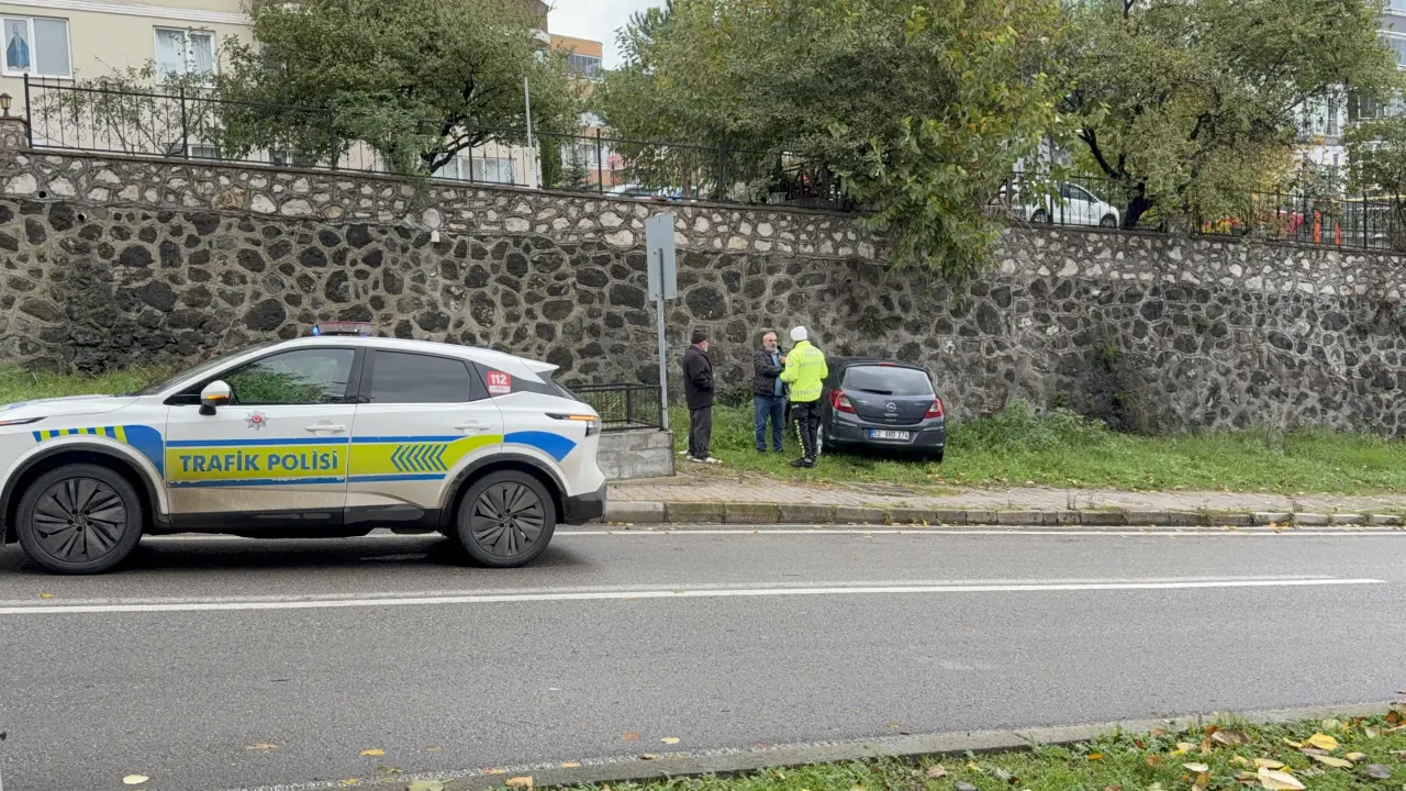 İdman yolunda feci çarpma: Genç futbolcu hastanelik oldu! 4