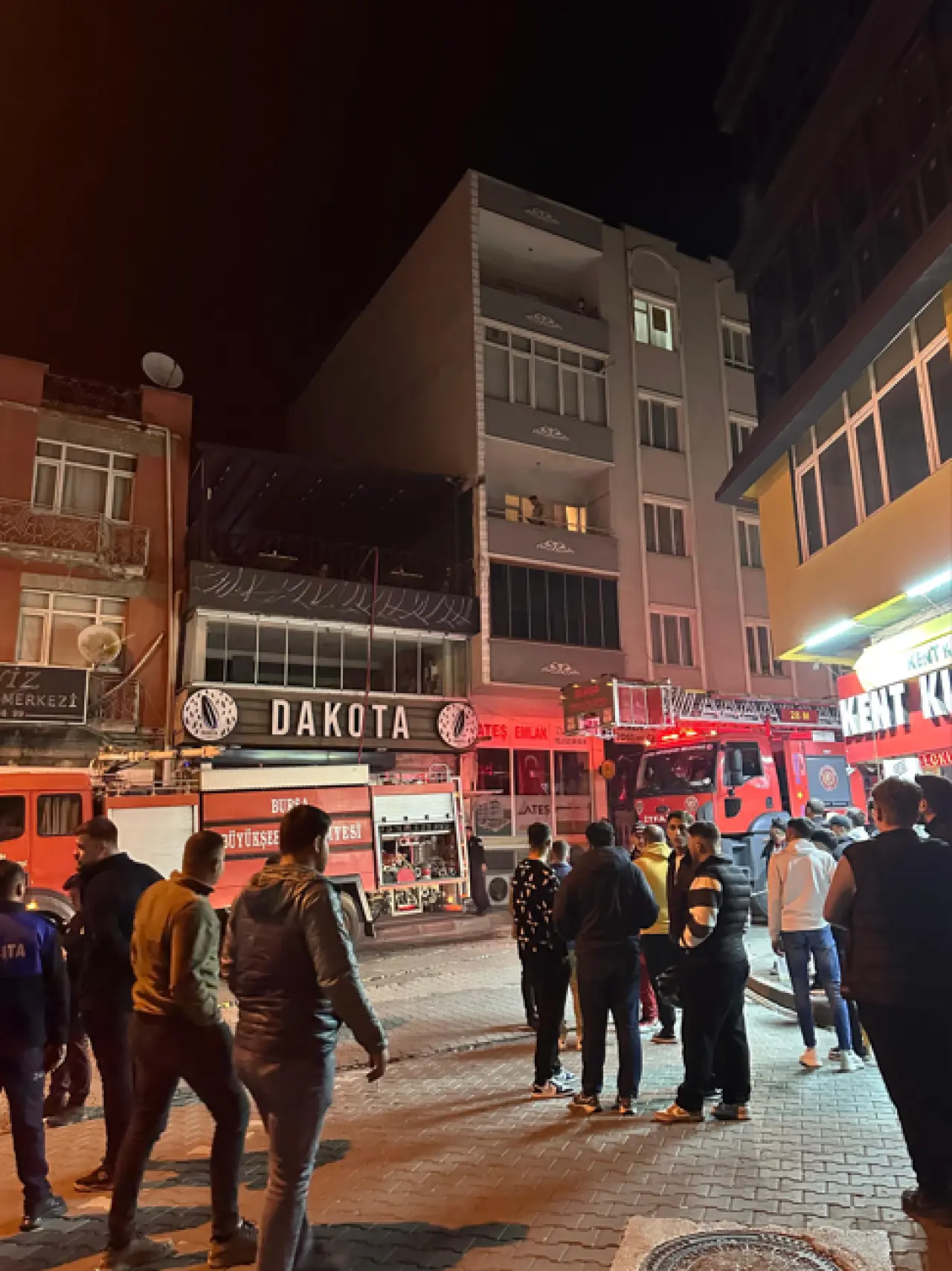 Bursa'da korkutan patlama! Kafe bir anda alev aldı 1