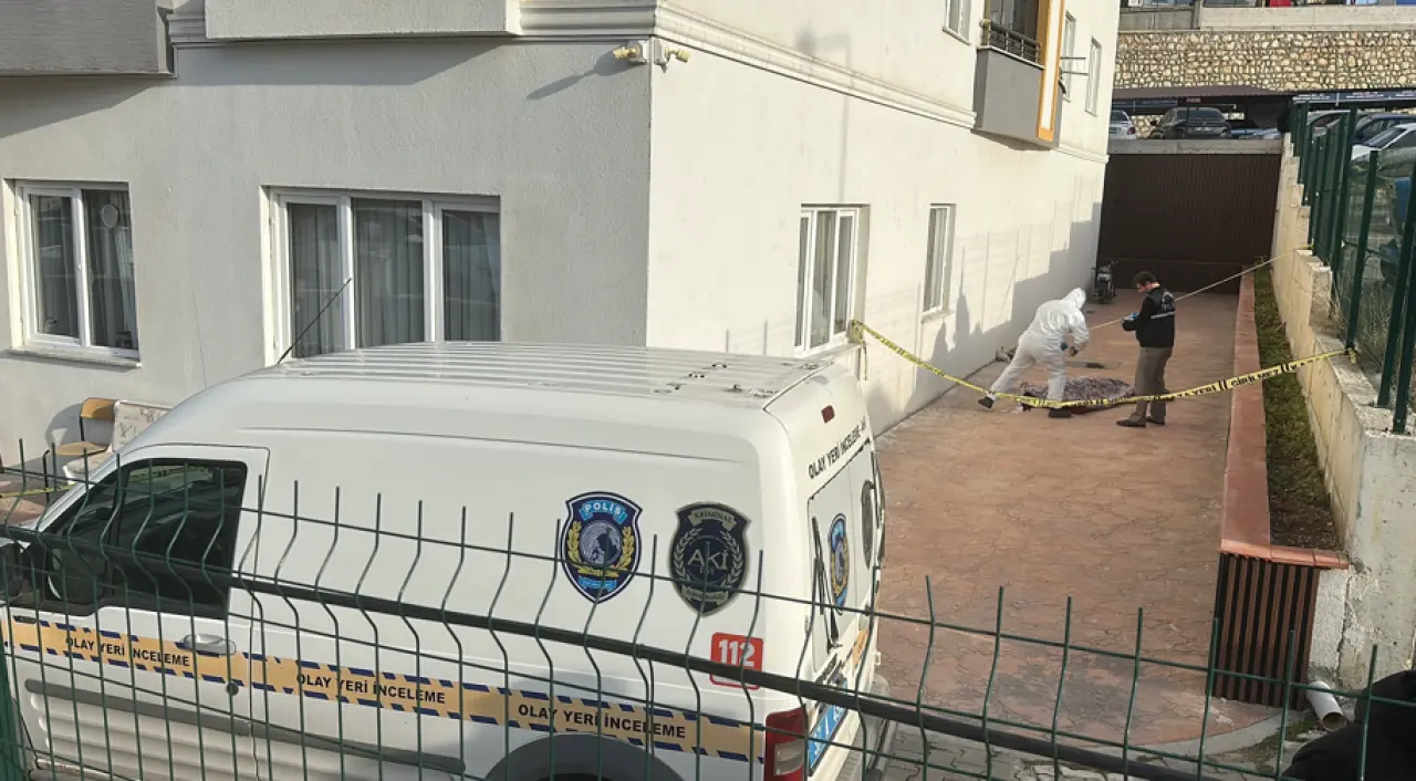 Kastamonu'da feci olay: Halı silkelemek isterken canından oldu! 1