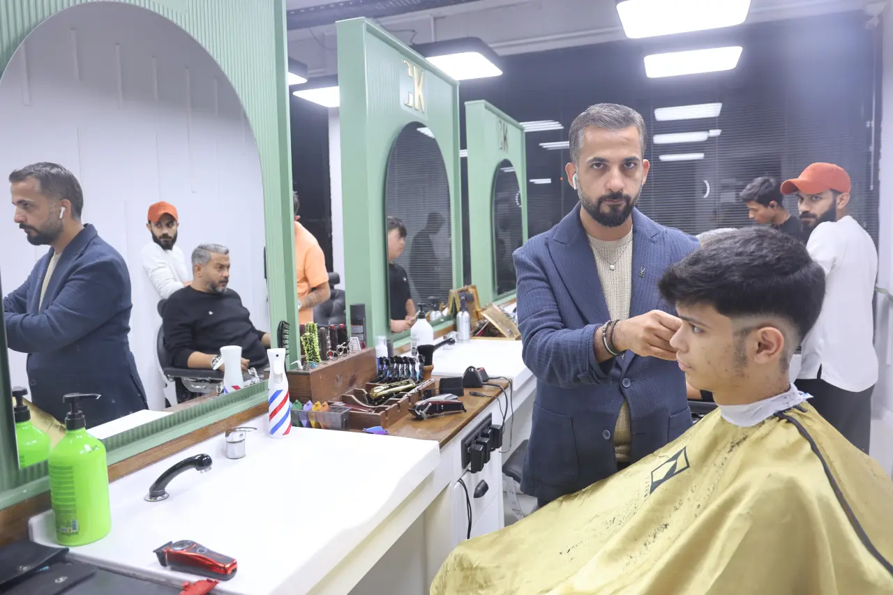 Deprem anında dönerle kaçtı: Hatay’da gülümseten anlar kamerada 4