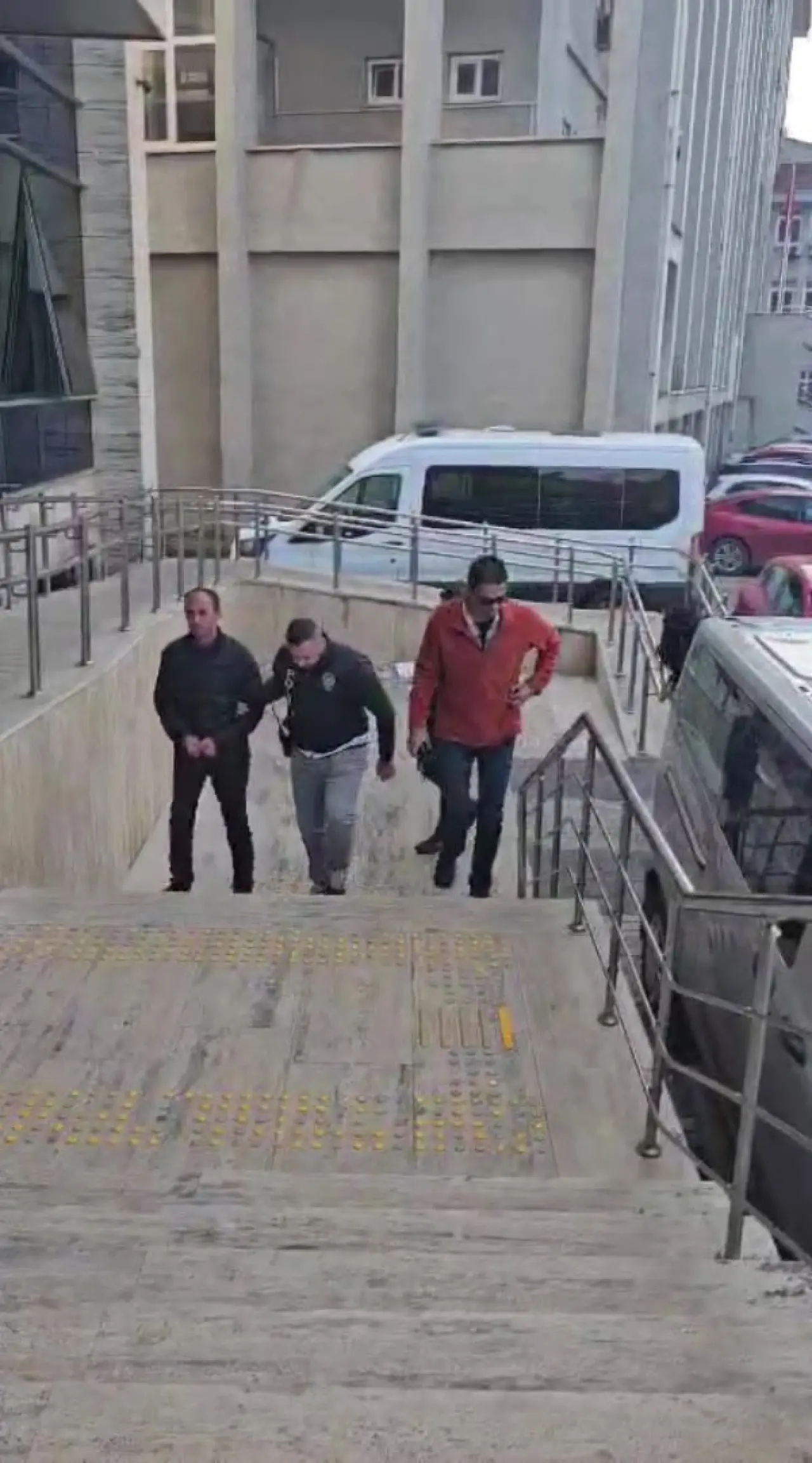 Zonguldak’ta aşk tuzağıyla milyonluk vurgun: 3